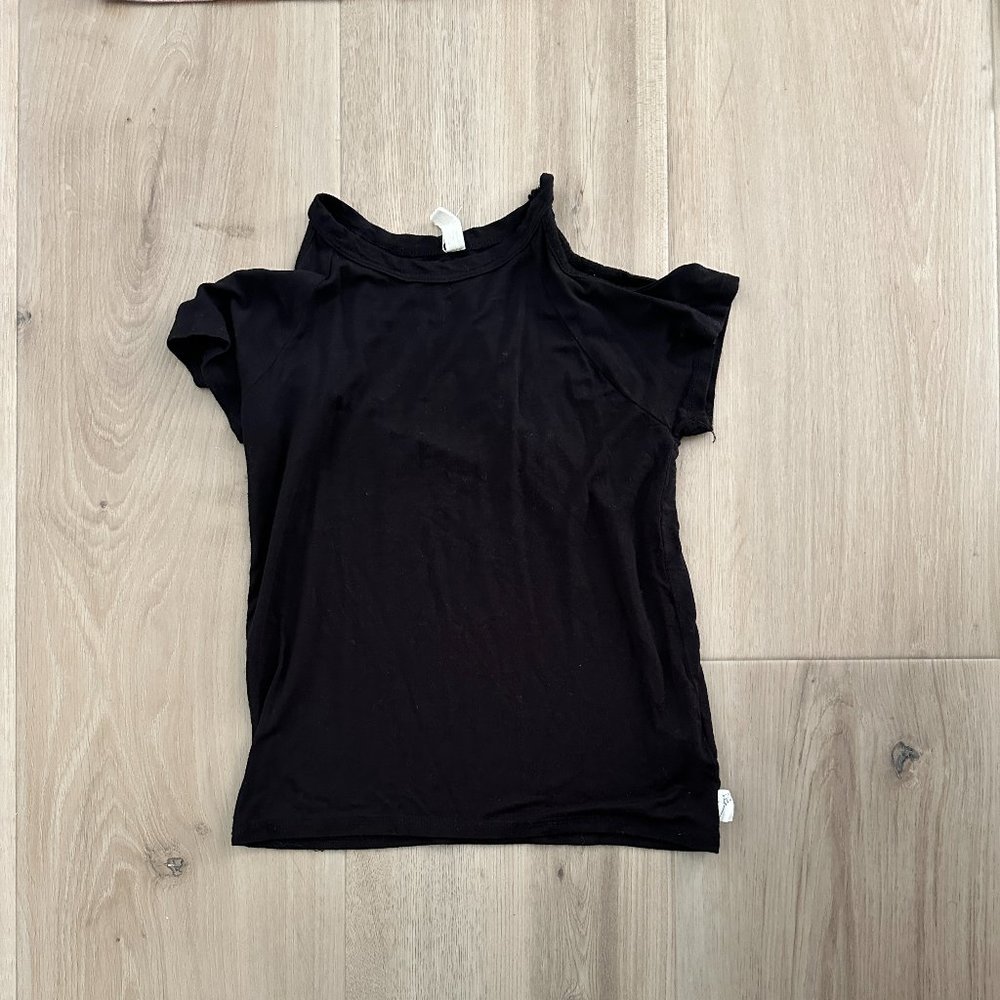 pixie lane black cold shoulder short sleeve shirt